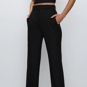 Aritizia Babaton black trouser